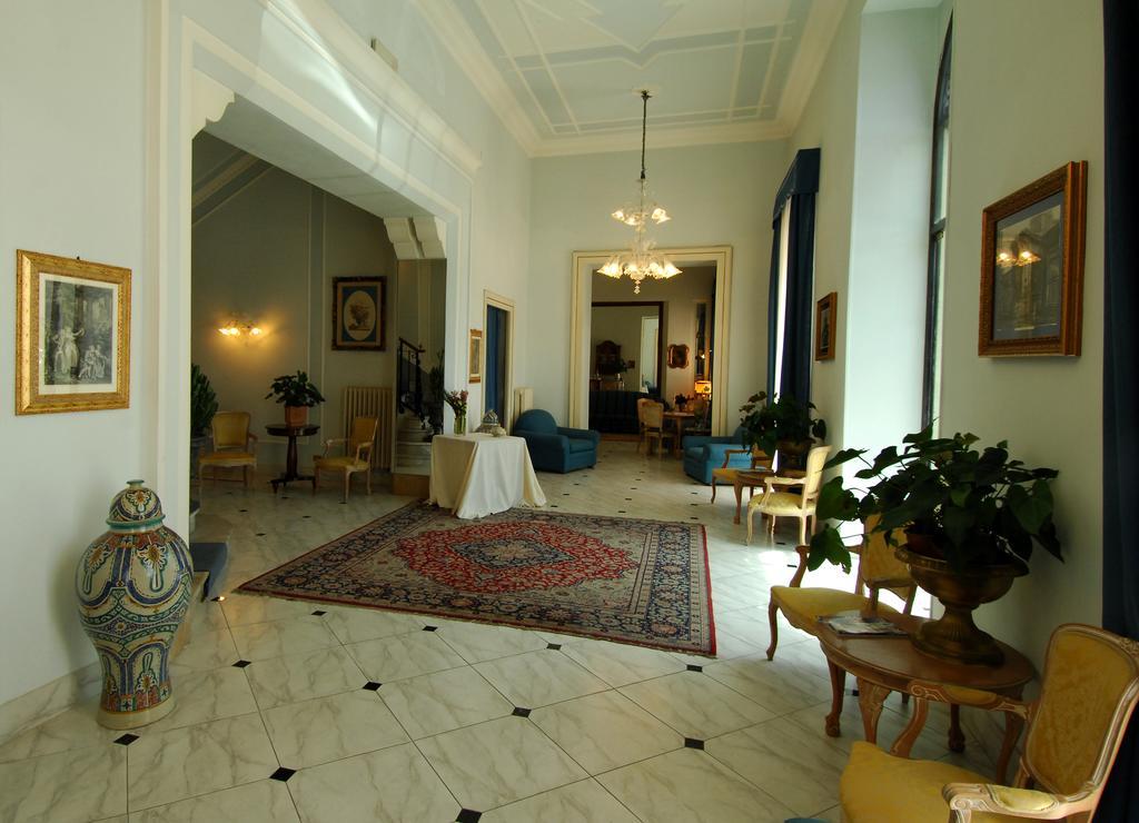 Grande Albergo Quattro Stagioni 리에티 외부 사진