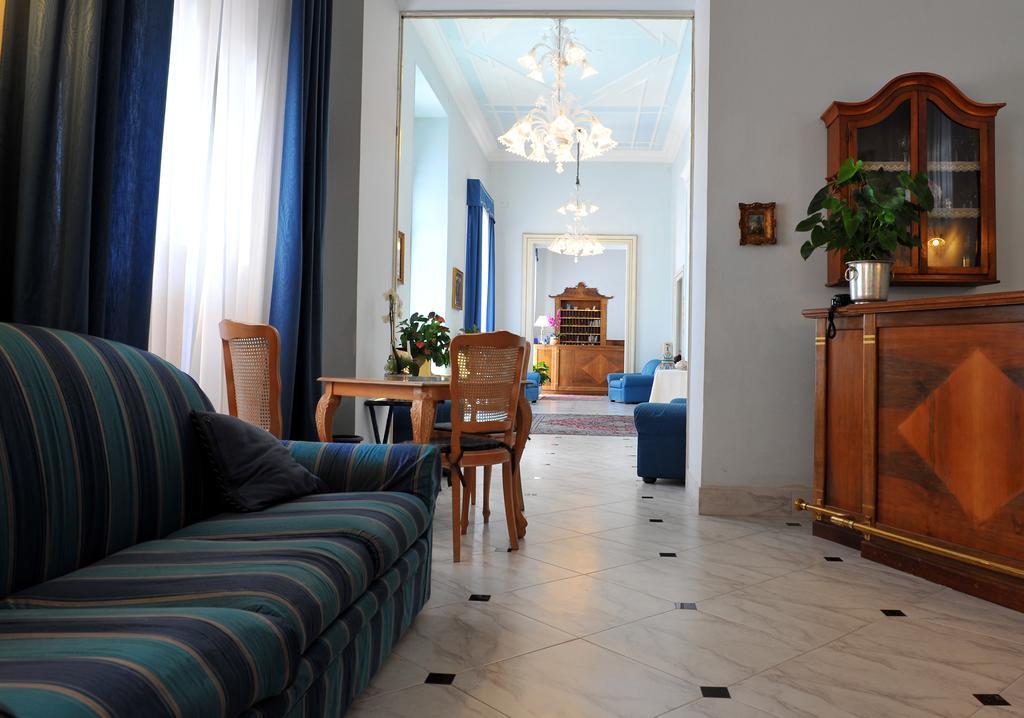 Grande Albergo Quattro Stagioni 리에티 외부 사진