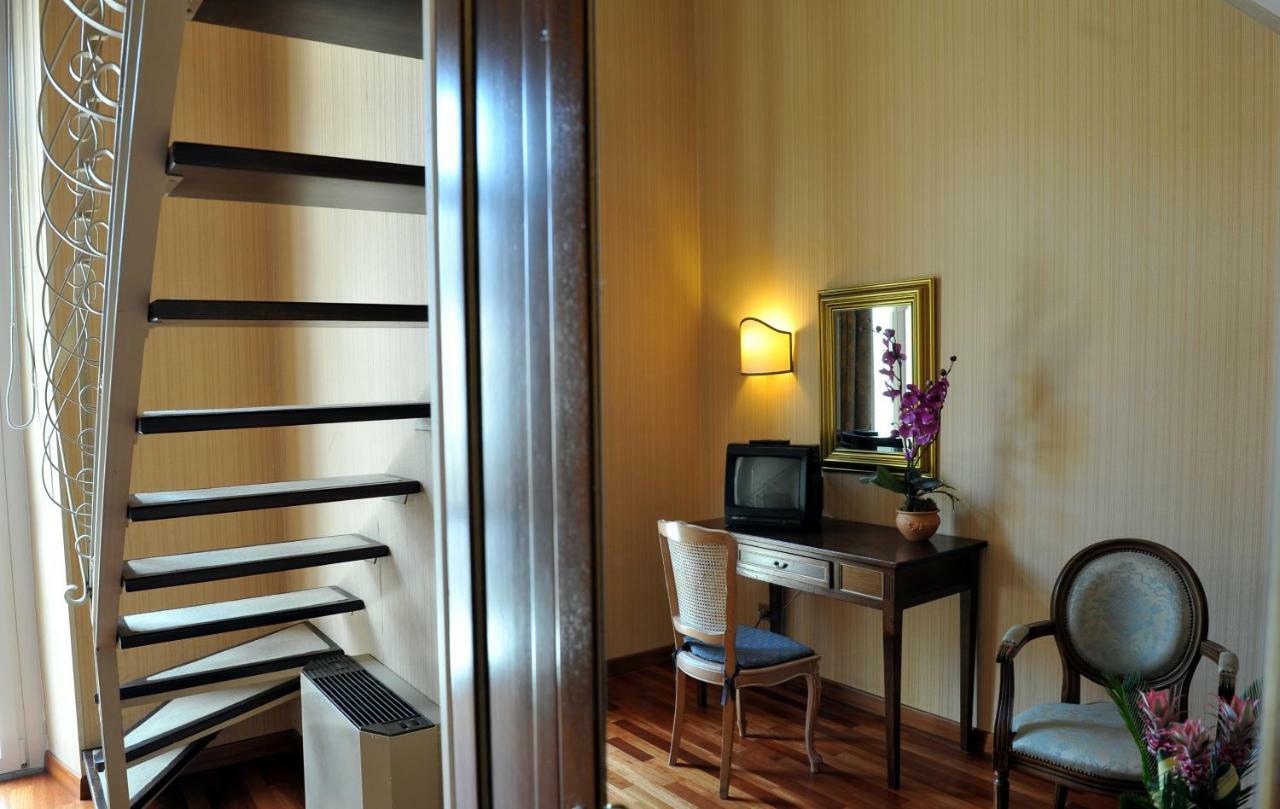 Grande Albergo Quattro Stagioni 리에티 외부 사진